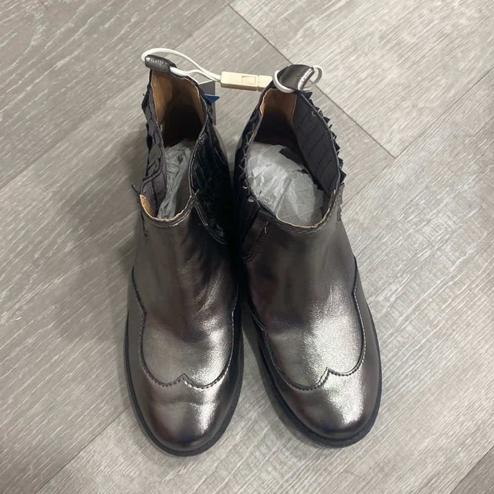 Zara  kids never worn